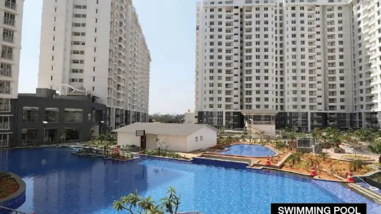 Purva-Promenade-Swimming-Pool